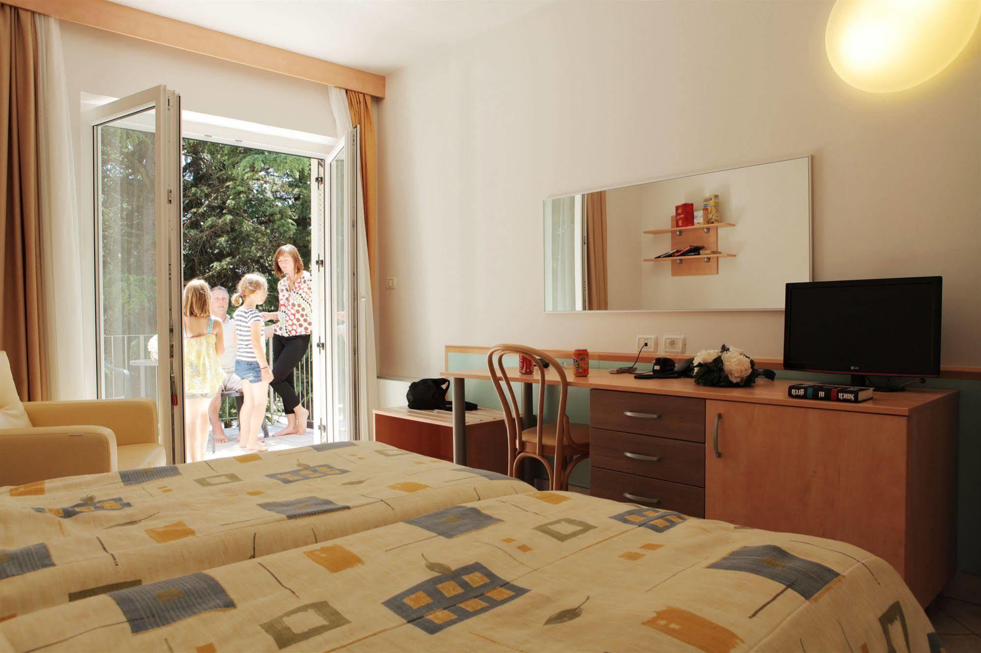 Bor Annex Hotel Анкаран Екстериор снимка